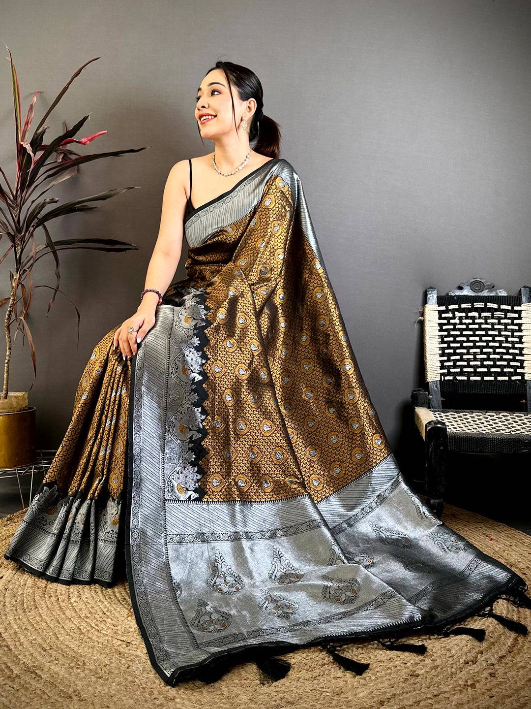 Heritage Brown Gold Zari Kanjivaram Pattu Saree
