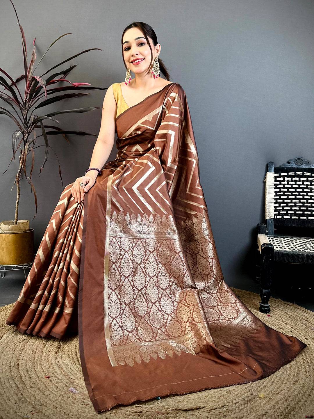 Brown Geometric Zari Weave Banarasi Pattu Saree