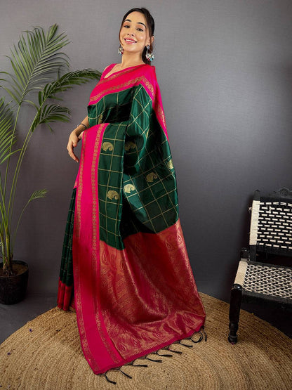 Intricate Paisley Silk Pattu Saree With Radiant Pink Pallu