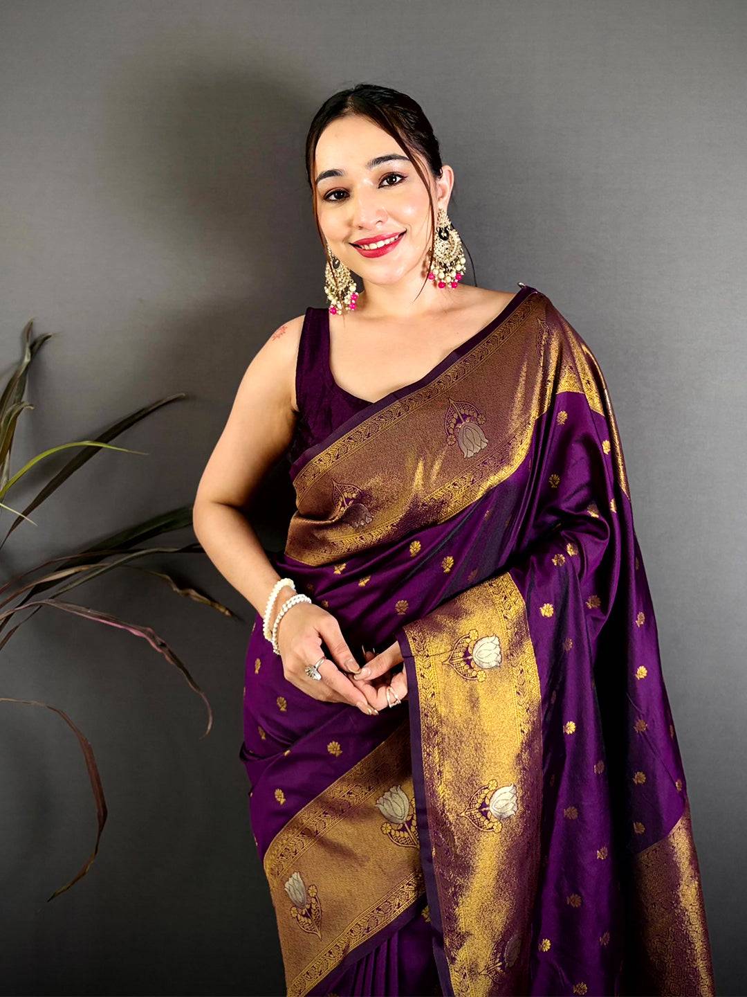 Elegant Ethnic Motif Soft Silk Rich Pallu Pattu Saree