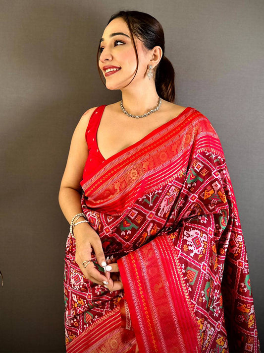 Regal Double Ikkat Patola Kanchi Border Pattu Saree