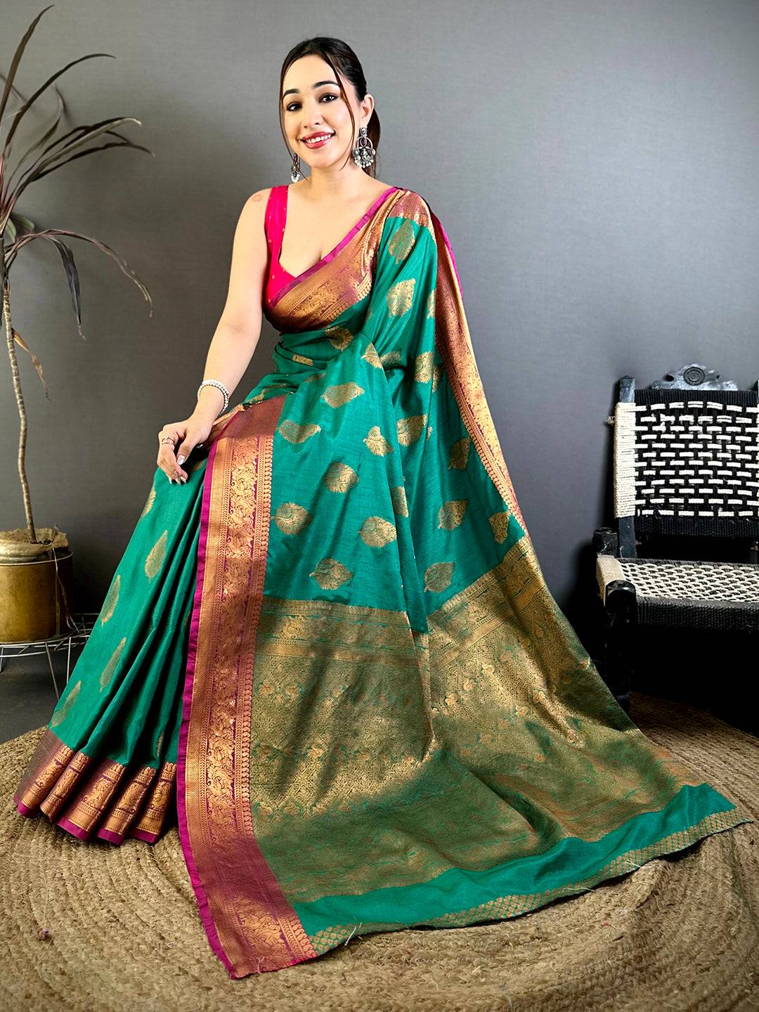 Stylish Katan Tussar Feel Zari Border Pattu Saree