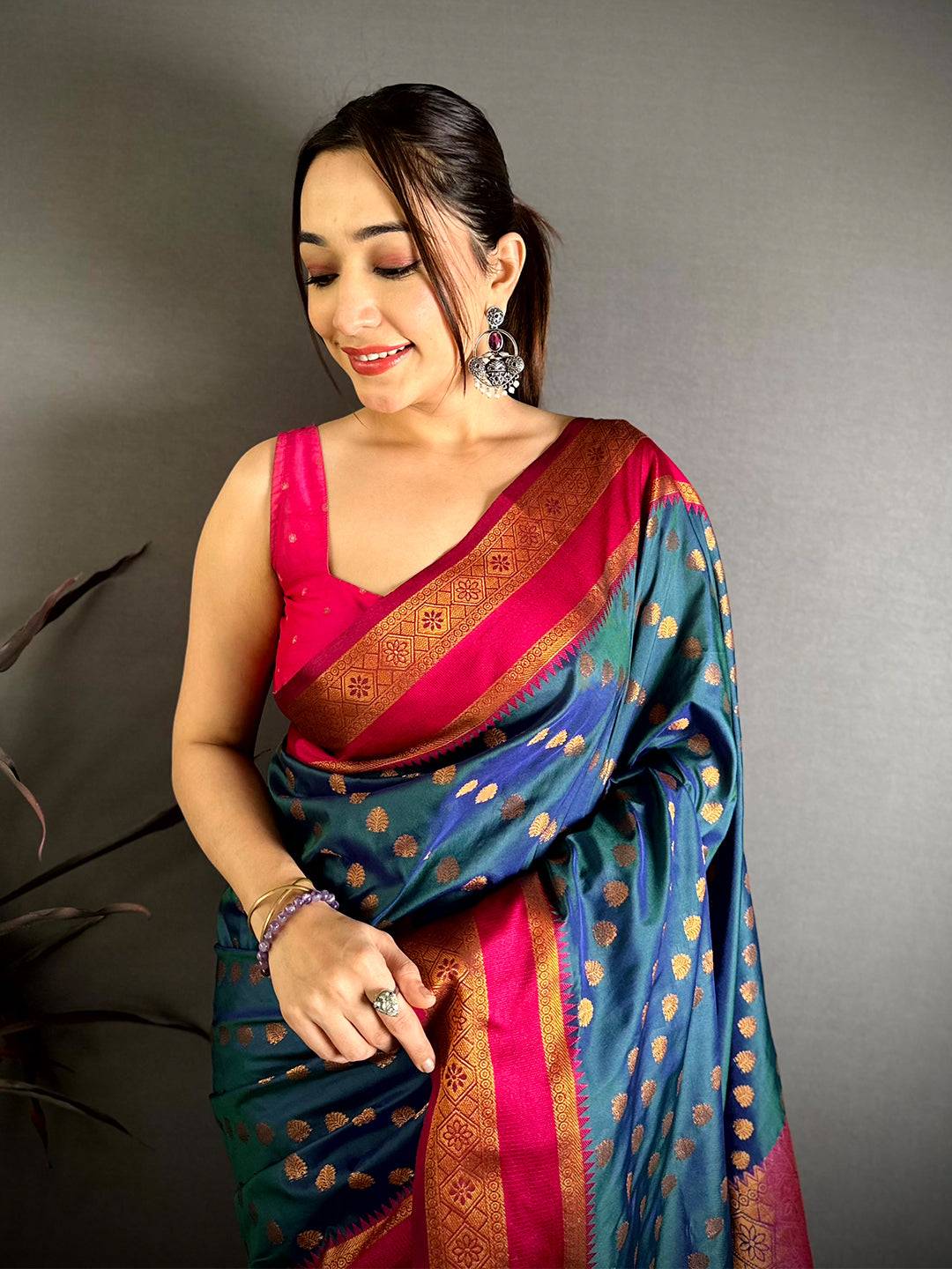 Royal Bantex Border Banarasi Pattu Saree

