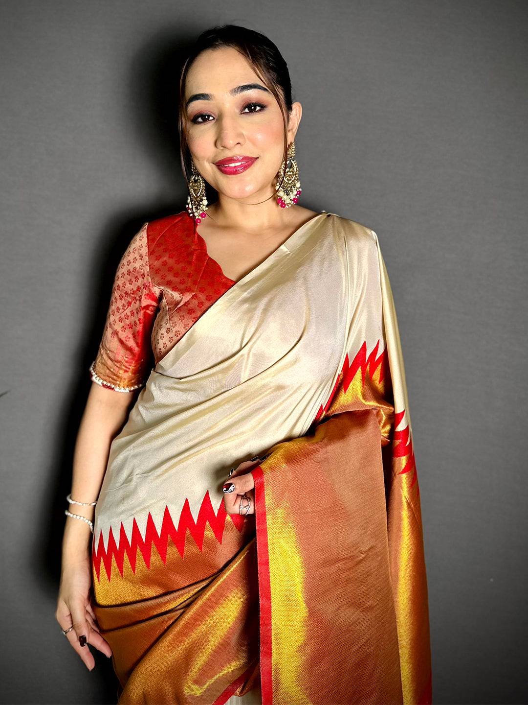 Classic Soft Silk Woven Temple Pattu Saree