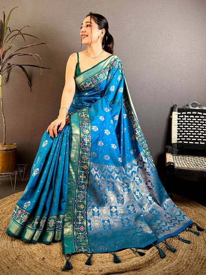 Radiant Gold Zari Double Tone Pattu Saree