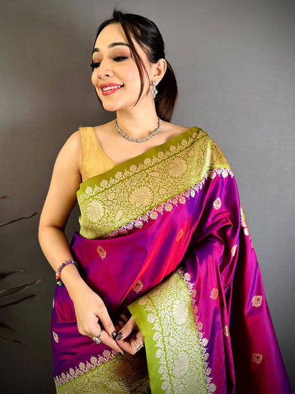 Regal Magenta Soft Silk Gadwal Pattu Saree