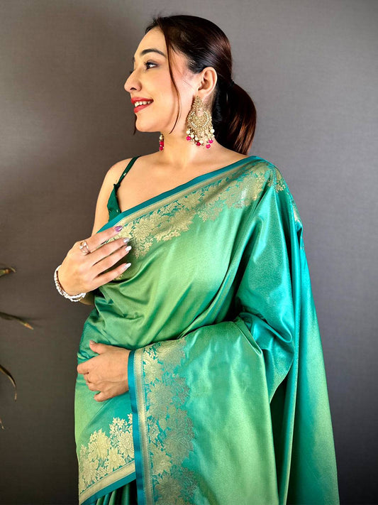 Exclusive Ombre Weaving Mashru Silk Pattu Saree