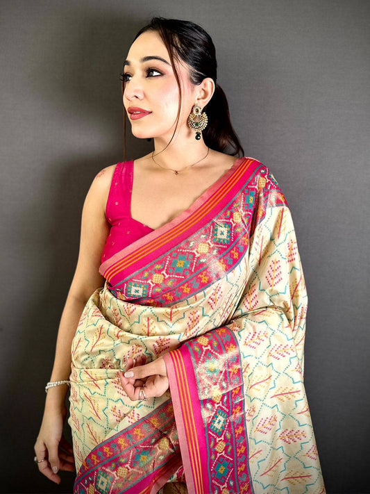 White Soft Silk Ikkat Minakari Patola Pattu Saree