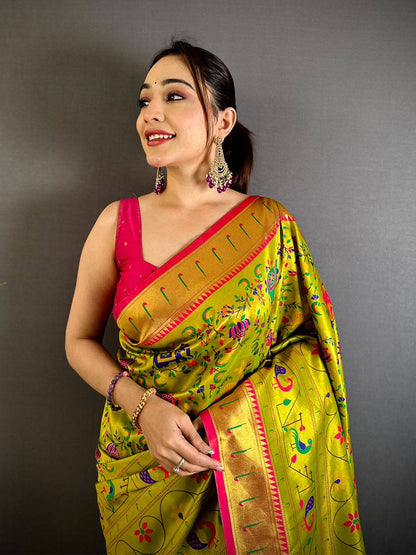 Green Patola Motif Soft Silk Pattu Saree