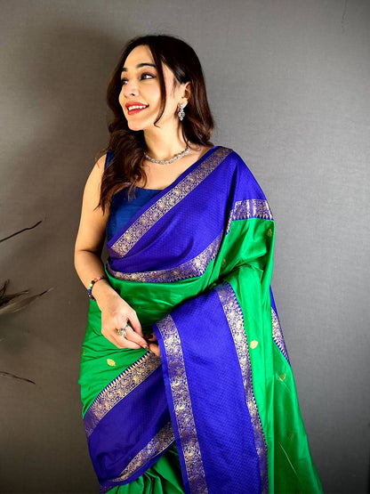 Emerald Green Dual Tone Gadwal Pattu Saree