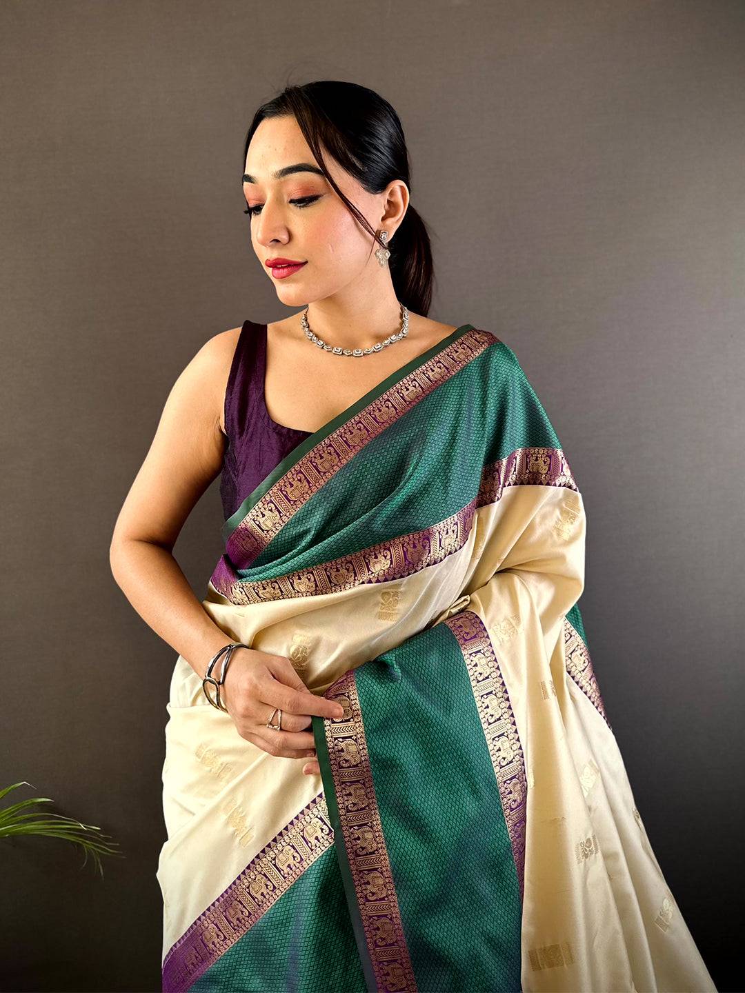 Graceful Cream Gadhwal Soft Silk Pattu Saree

