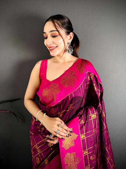 Stylish Gold Woven Pallu Contrast Border Pattu Saree
