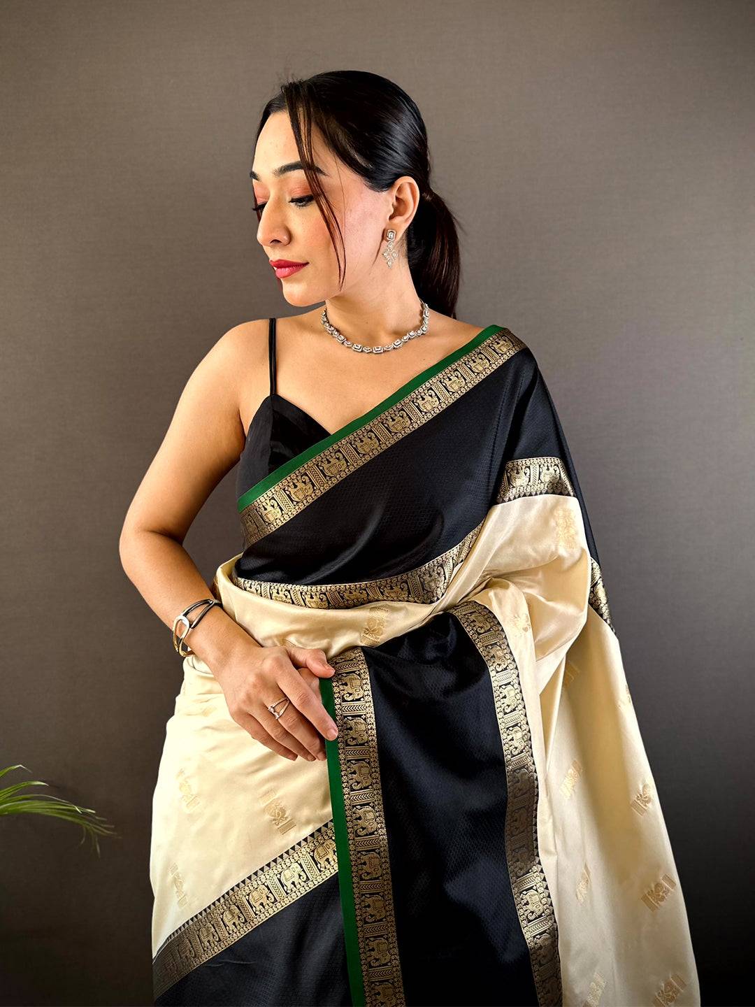 Cream Gadhwal Pure Soft Silk Pattu Saree