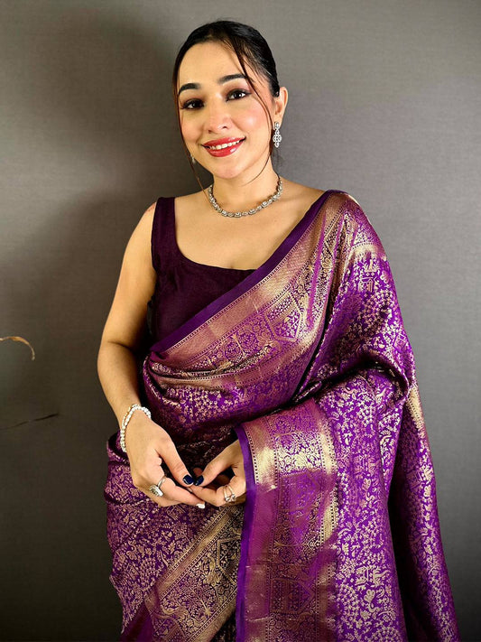 Radiant Kanjivaram Self Gold Zari Weave Pattu Saree