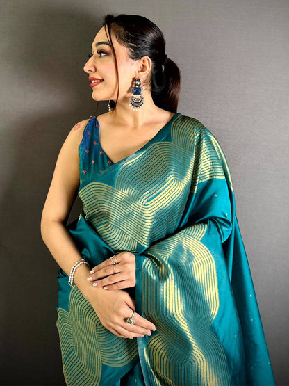 Elegant Geometric Wave Banarasi Silk Pattu Saree